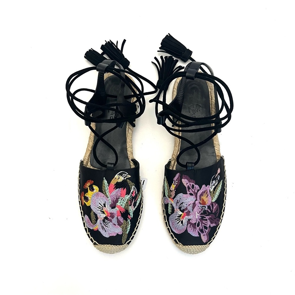 ETRO | Floral Bird Embroidered Black Lace- Up Tassel | Espadrilles - Picture 3 of 13